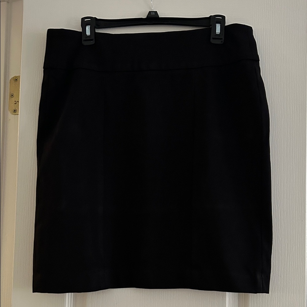 Elegant Cabi Black Women's Above the knee Skirt Size 12